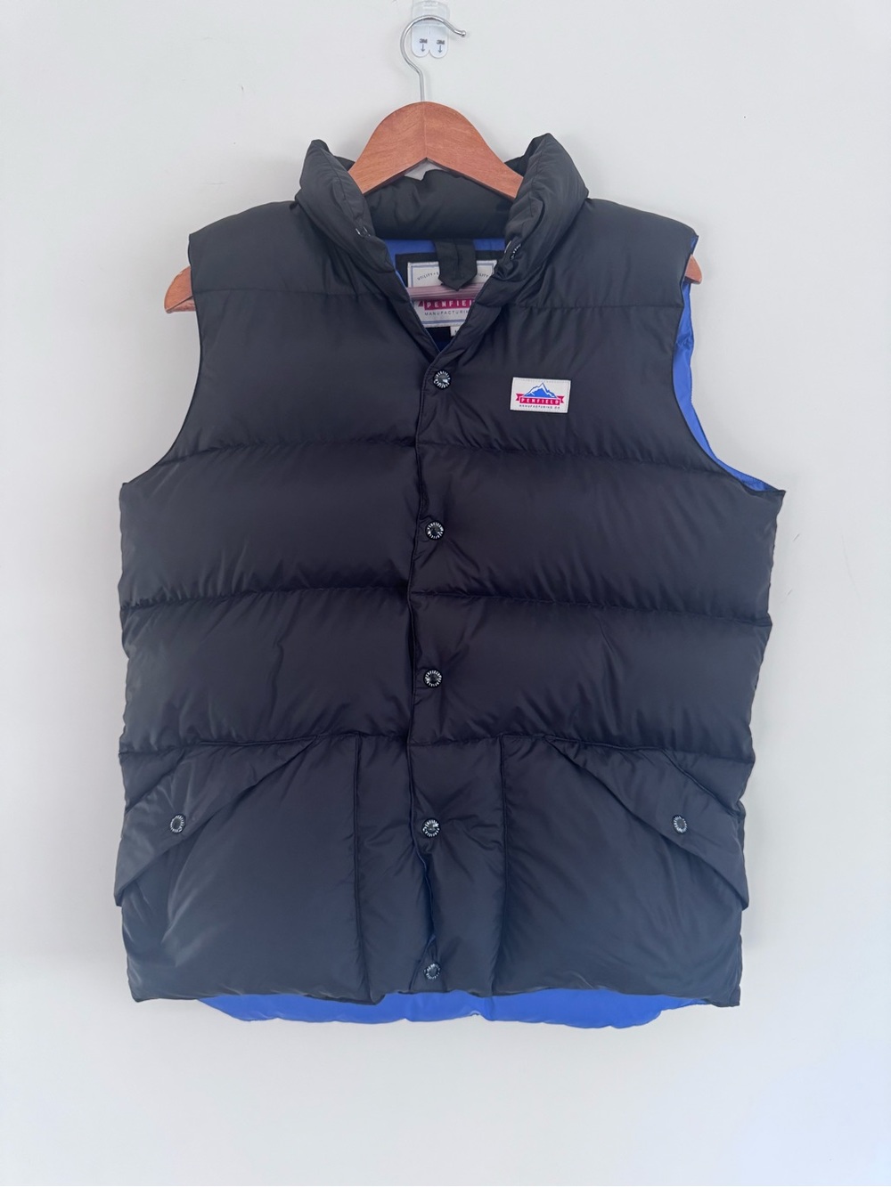 Penfield Outback Down Puffer Vest - Blue/Black - Men's Size M - 80/20 Down